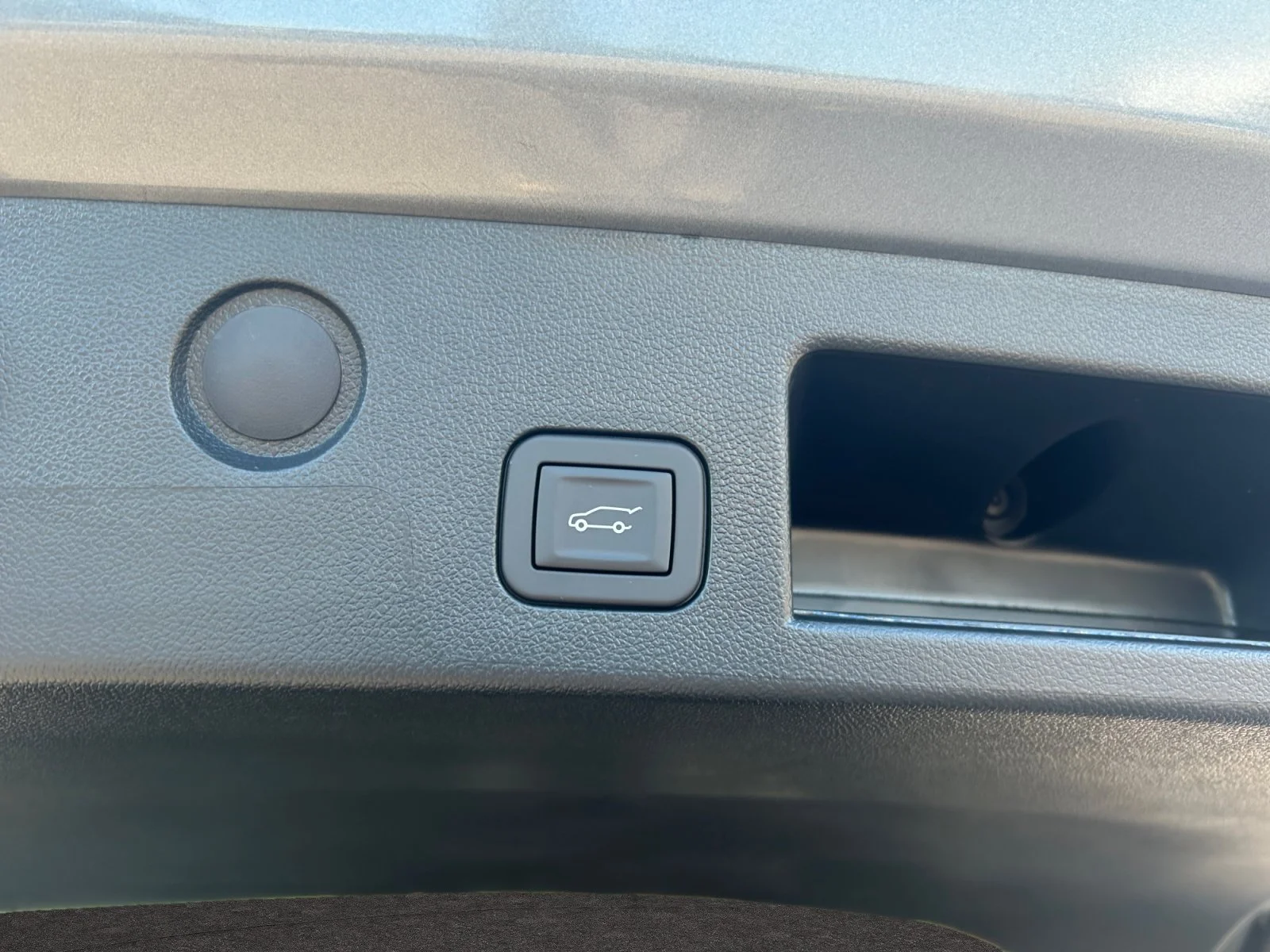New 2027 Sterling Metallic GMC AWD AT4 image 11