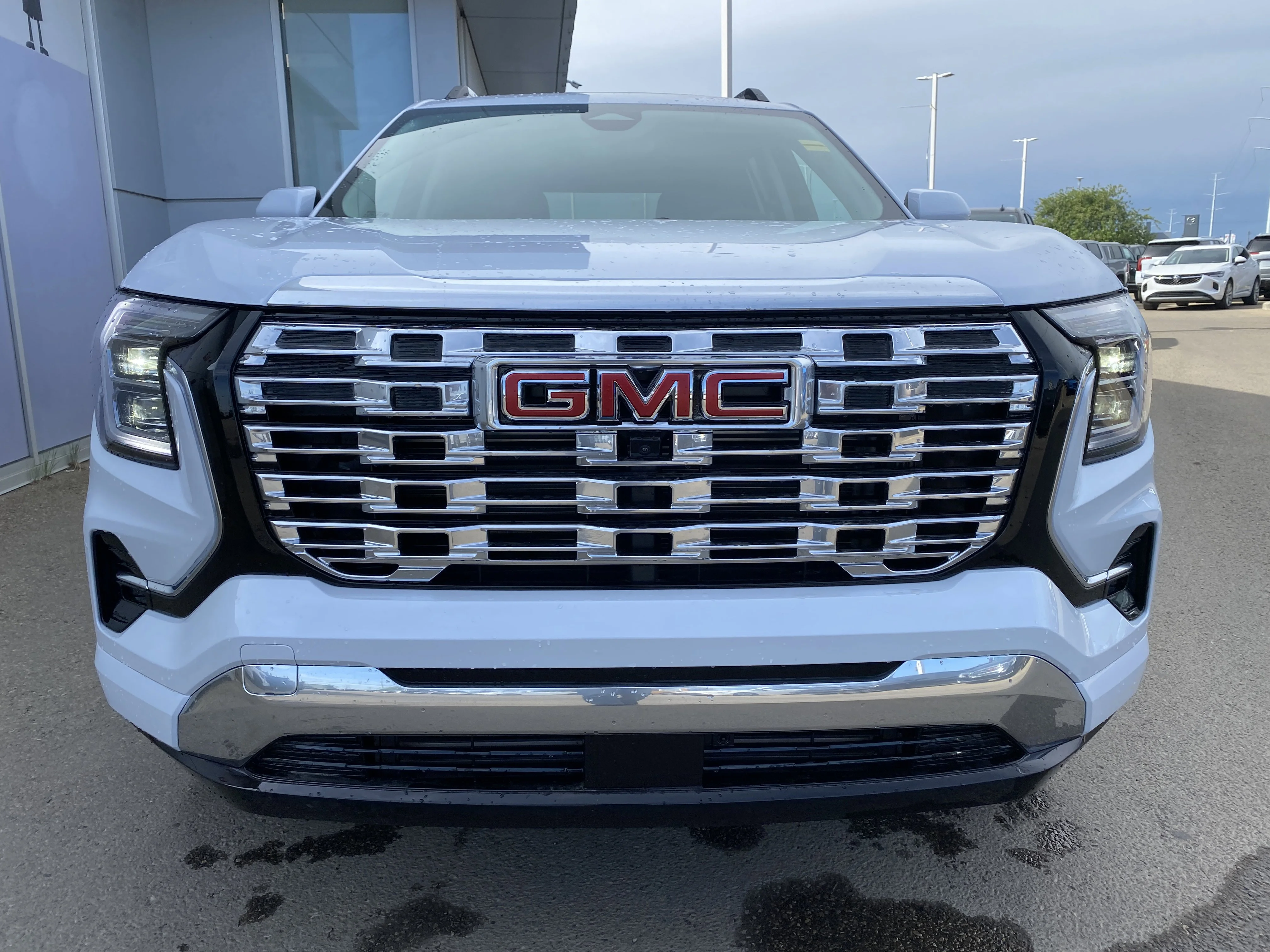 New 2026 Summit White GMC AWD Denali image 9