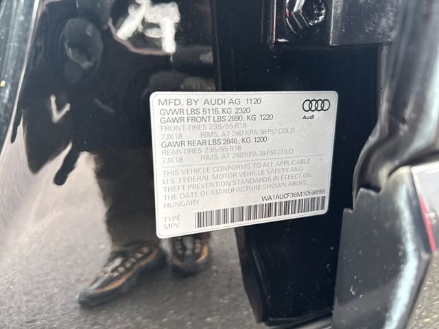 Used 2021 Mythos Black Metallic Audi Premium image 17