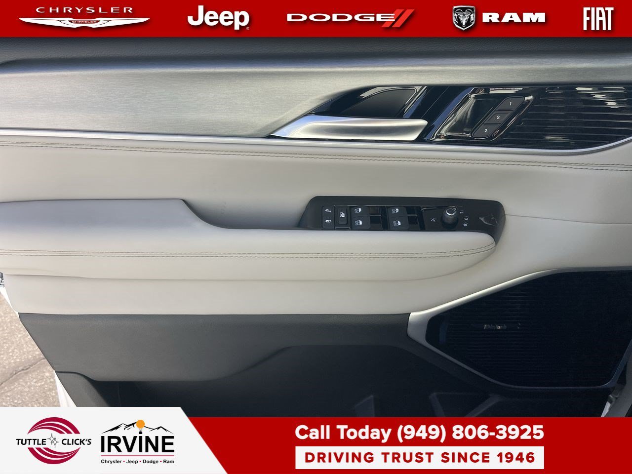 New 2026 Bright White Clear-Coat Exterior Paint Jeep Limited Reserve image 20