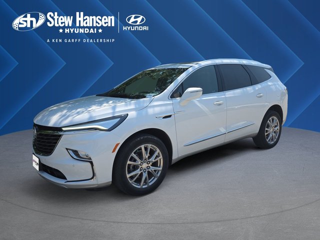 2022 Buick Enclave Essence