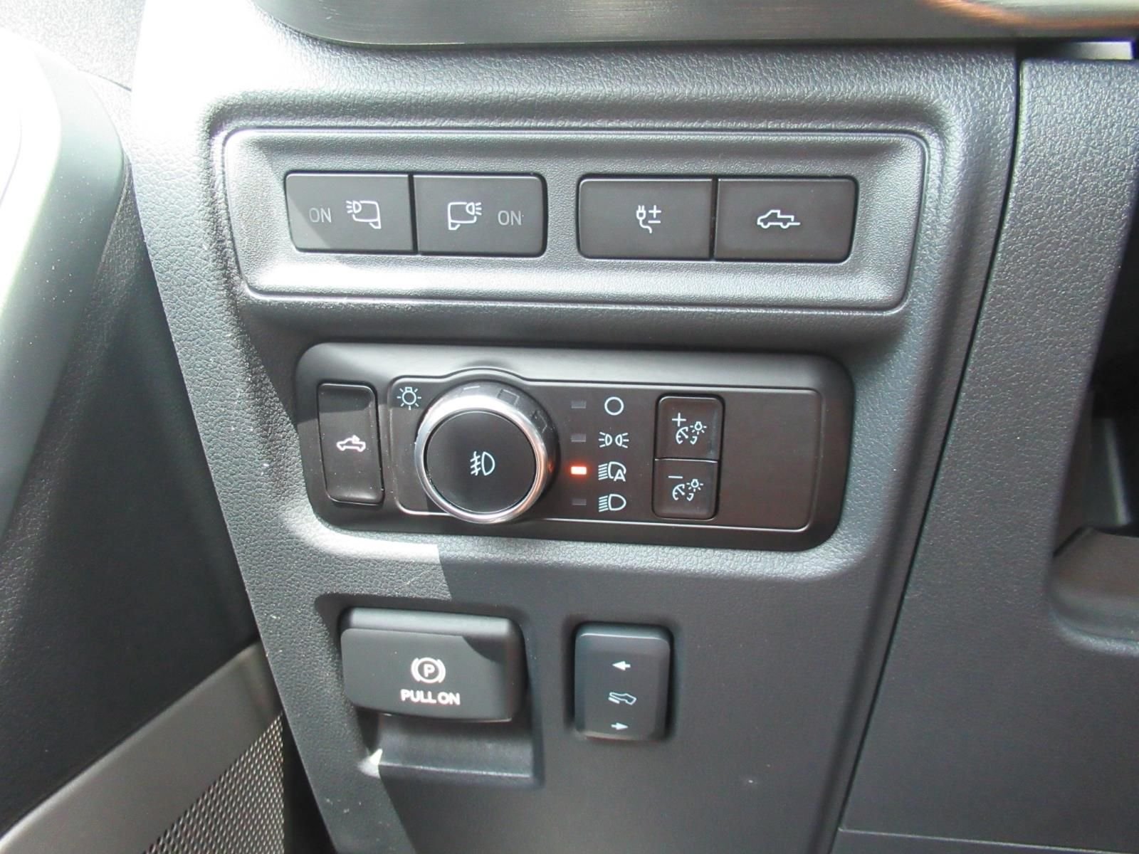 Used 2023 Red Ford Lariat image 22