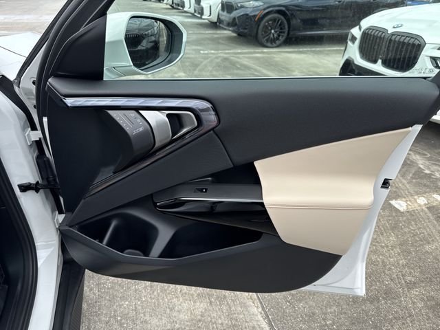 New 2026 Mineral White Metallic BMW 30 xDrive image 9