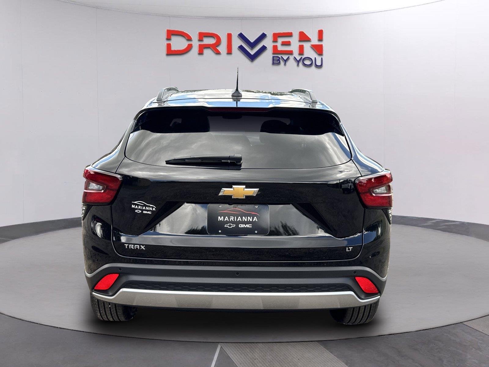 New 2026 Mosaic Black Metallic Chevrolet LT image 5