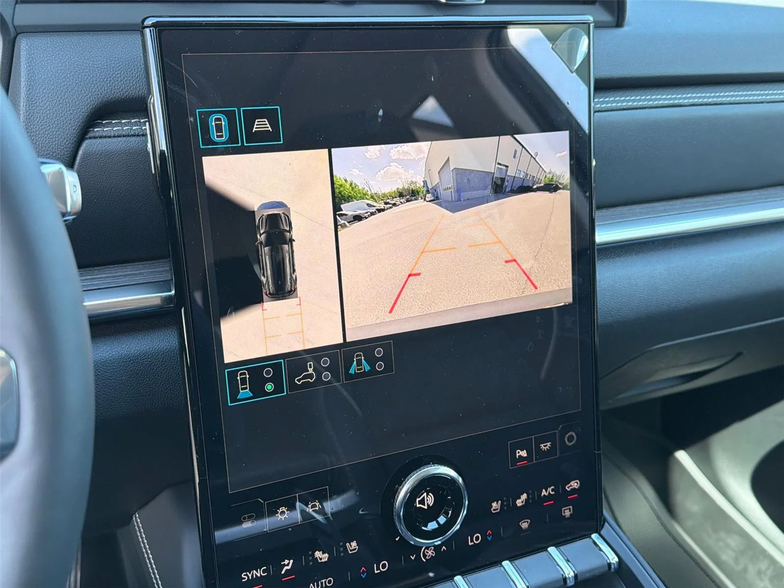 2026 GMC Terrain Denali - Photo 22