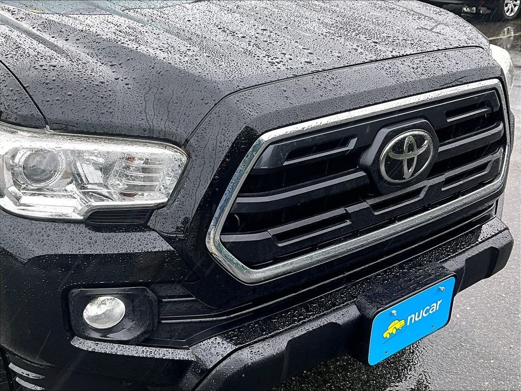 Used 2019 Black Toyota SR5 image 32