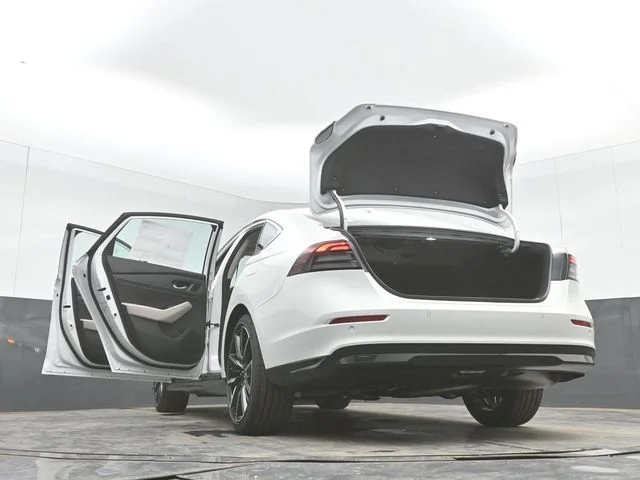 New 2026 Platinum White Pearl Honda Touring Hybrid image 58