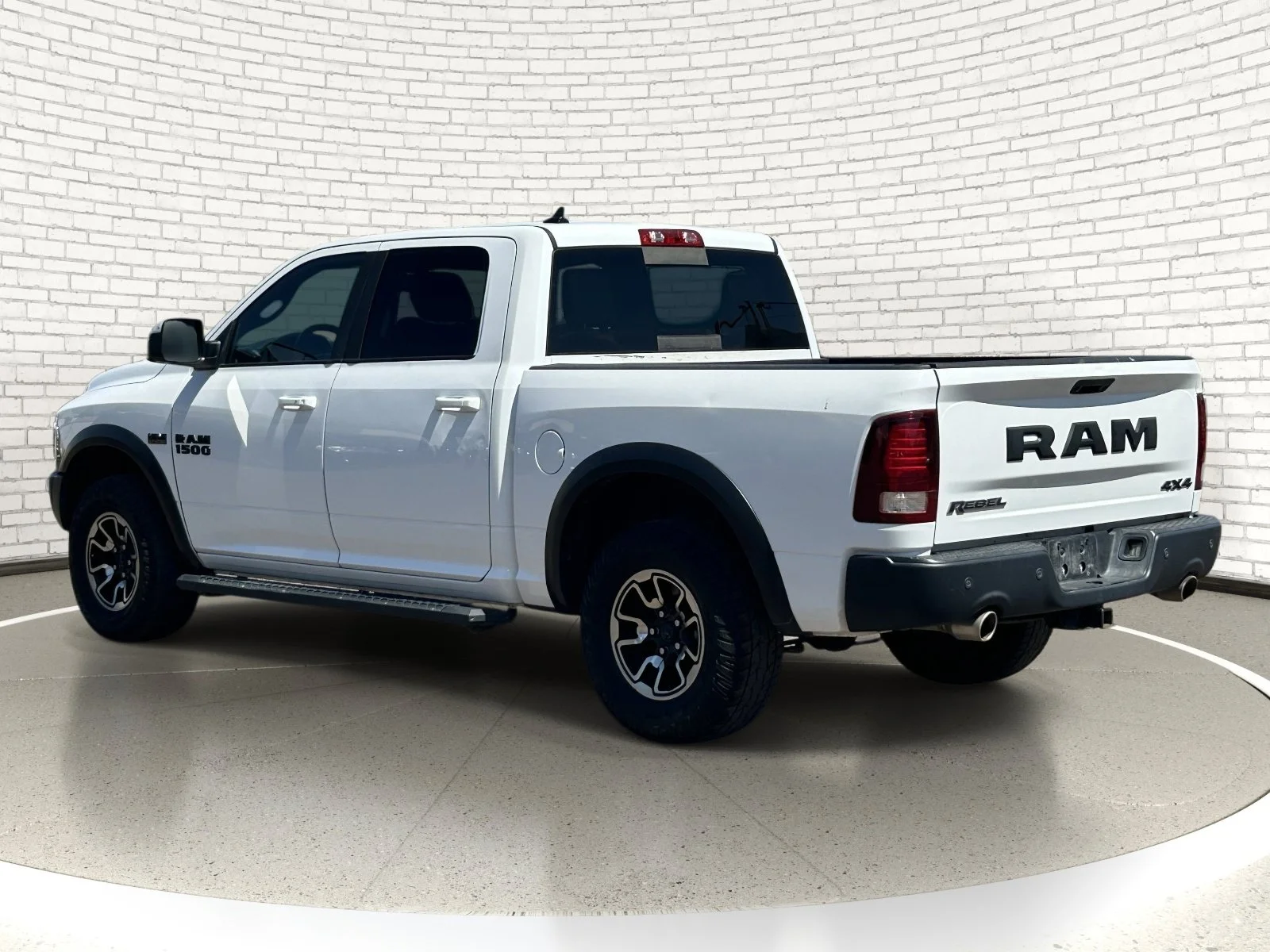Used 2018 Bright White Clearcoat Ram Rebel image 5