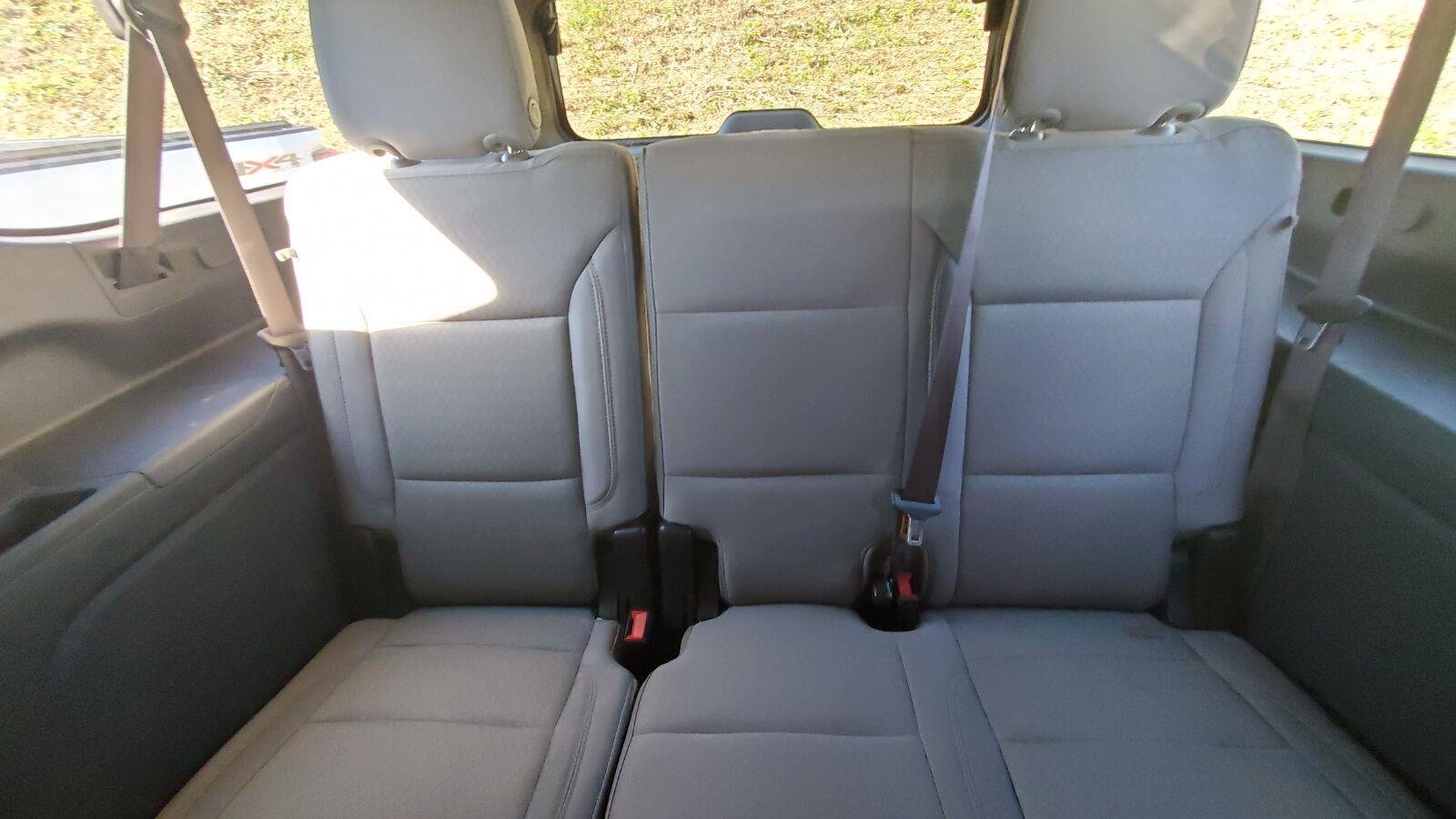 Used 2023 BLACK Chevrolet LS image 7