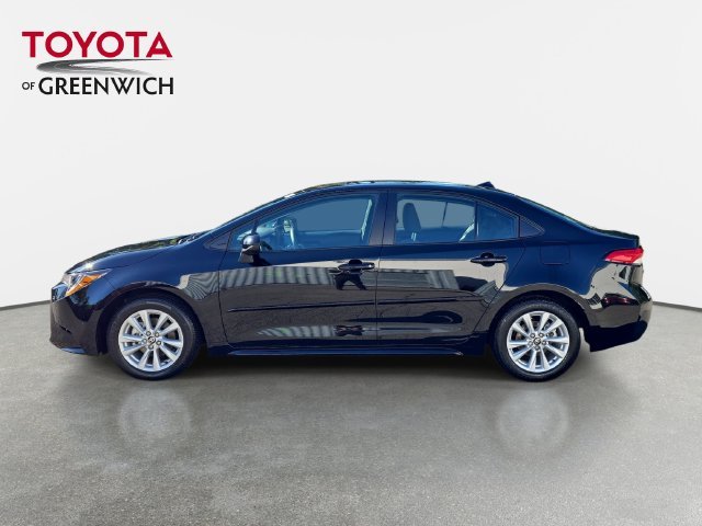 New 2027 Inked Toyota LE image 5