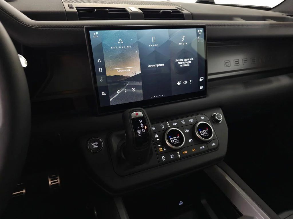 2025 Land Rover Defender V8 - Photo 29
