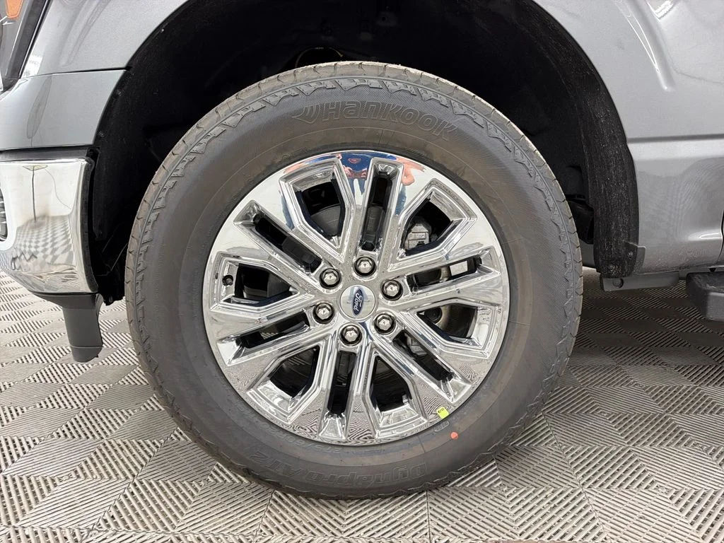 New 2026 Gray Ford Lariat image 11