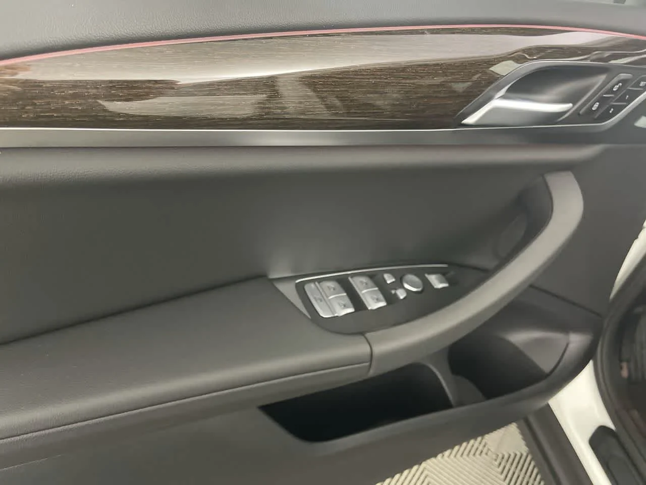 Certified Used 2023 Alpine White BMW xDrive30i image 11