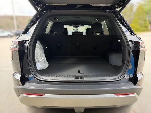 2026 Chevrolet Equinox LT - Photo 12
