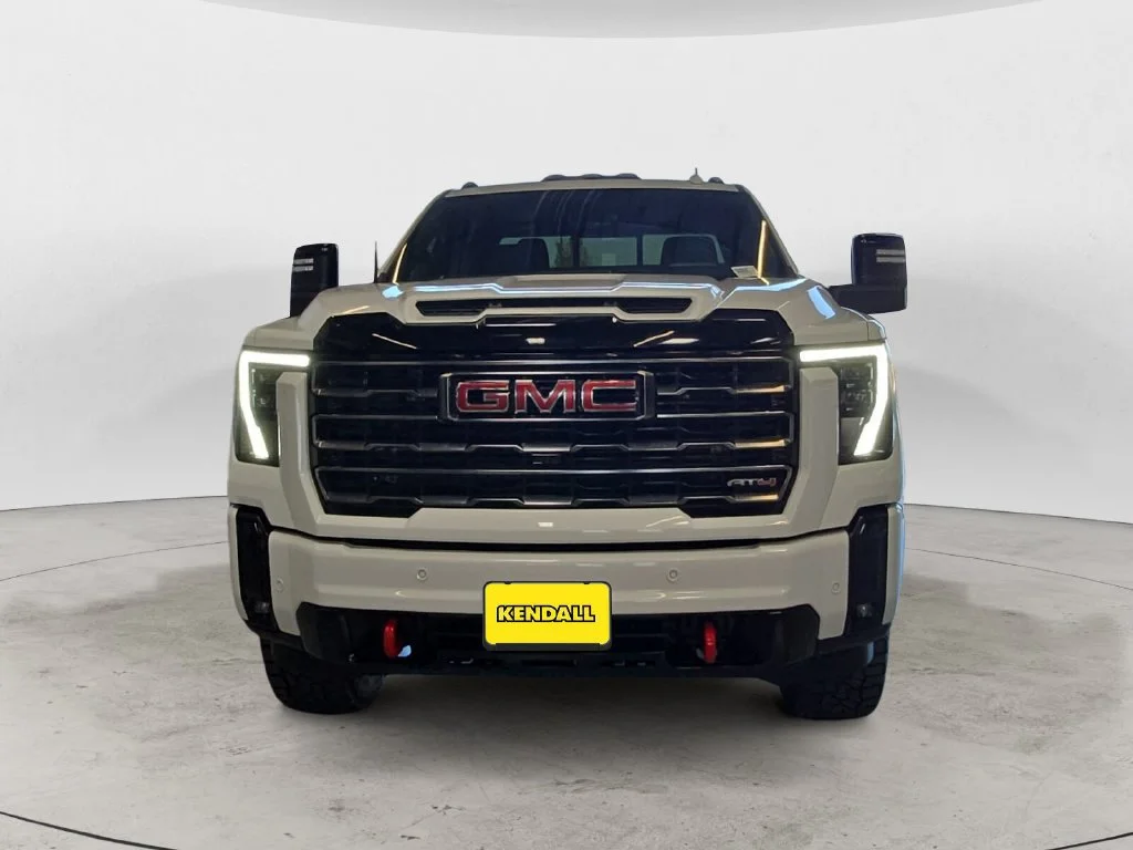 Used 2025 Summit White GMC AT4 image 2