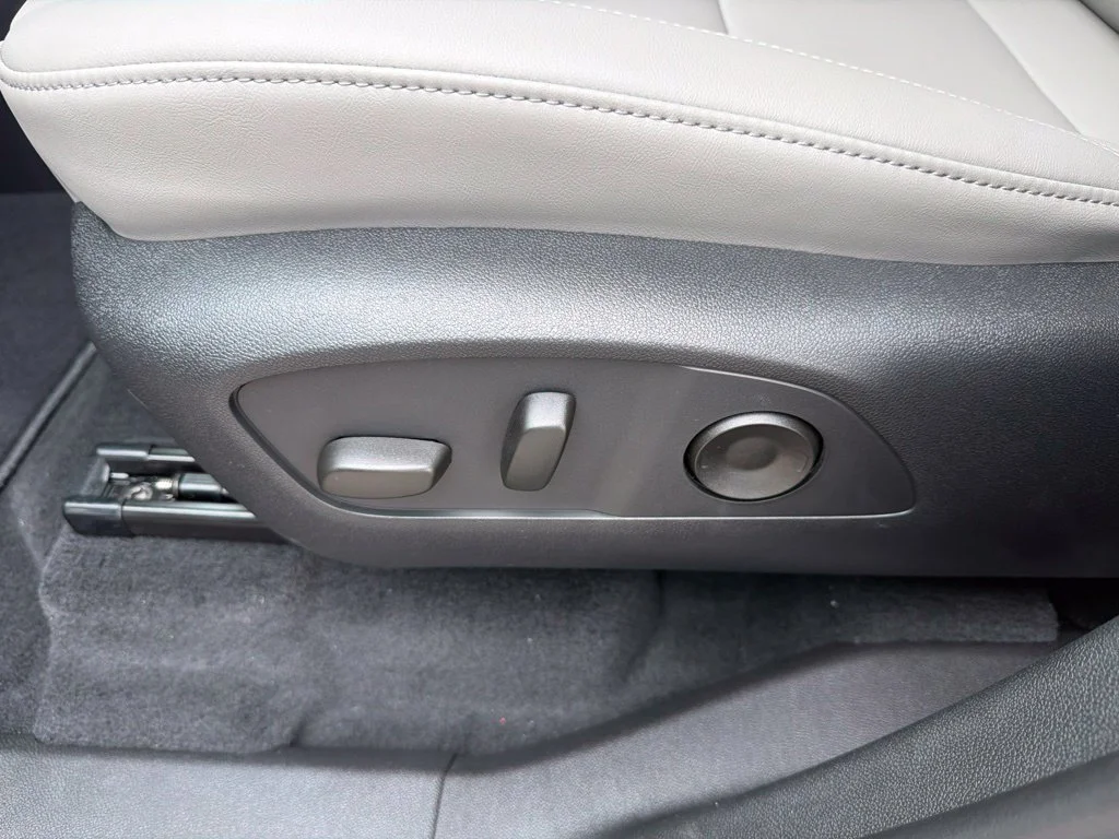 New 2027 Trailstone Green Metallic GMC Elevation image 32