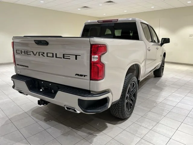 New 2026 White Chevrolet RST image 5