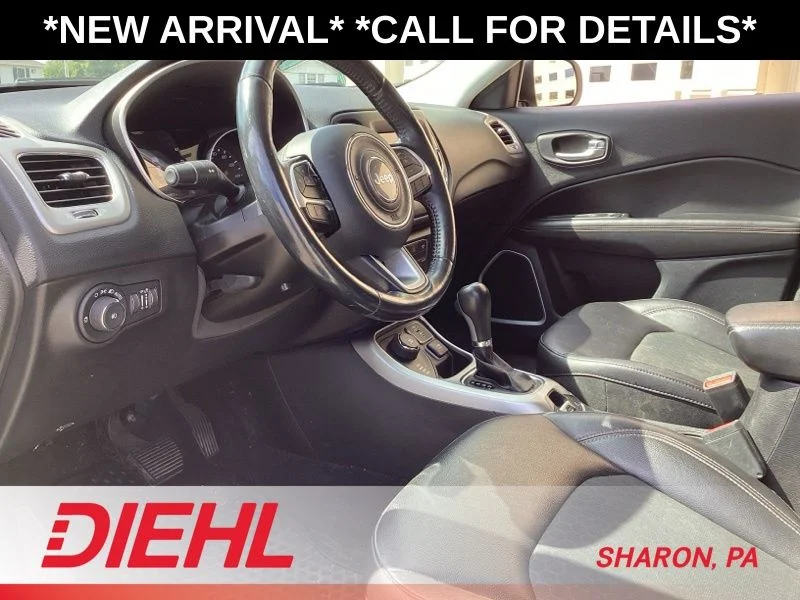 Used 2019 White Jeep Latitude image 9