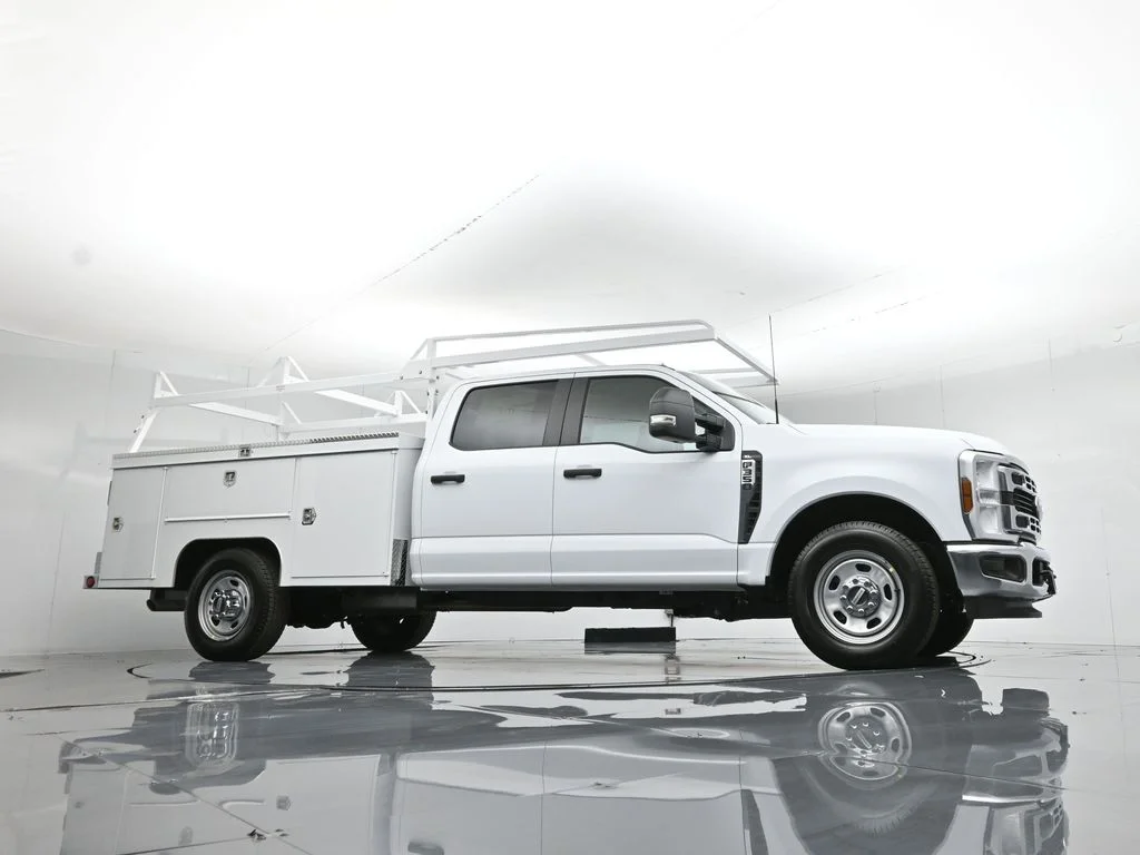 New 2026 White Ford XL image 3