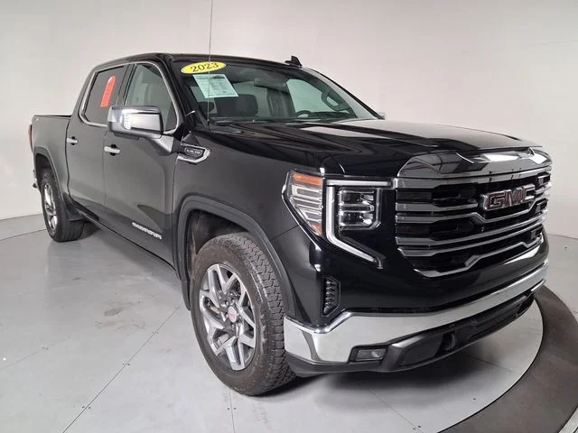Used 2023 Black GMC SLT image 2