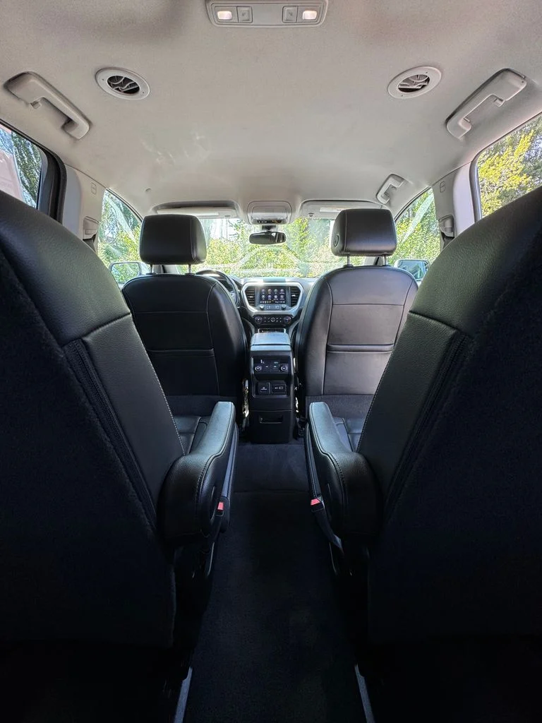 Used 2023 Summit White GMC SLT image 30