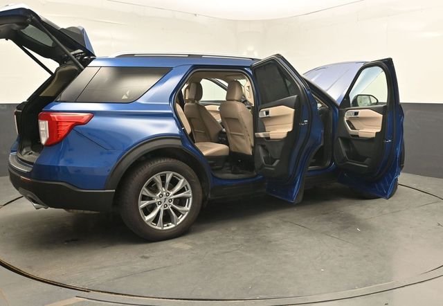 Used 2021 Blue Ford Limited image 49