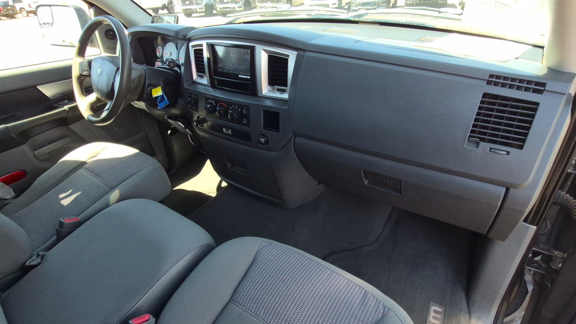 Used 2007 Mineral Gray Metallic Dodge SLT image 27