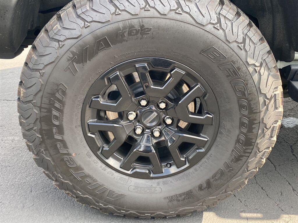 Used 2024 Cactus Gray Ford Raptor image 9