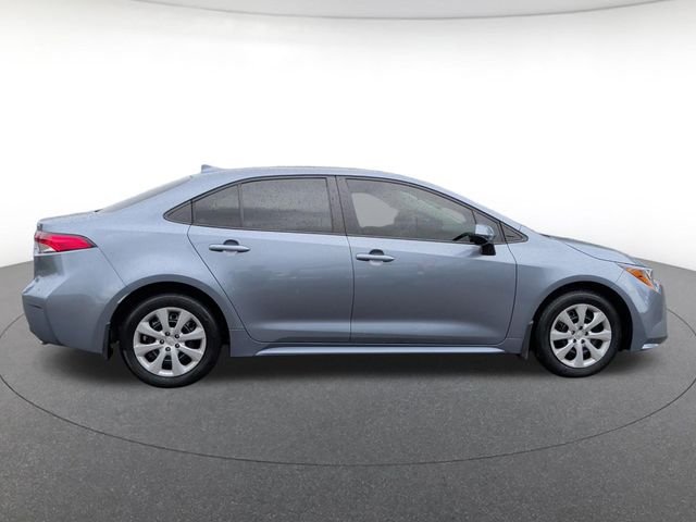 Certified Used 2025  Toyota LE image 7