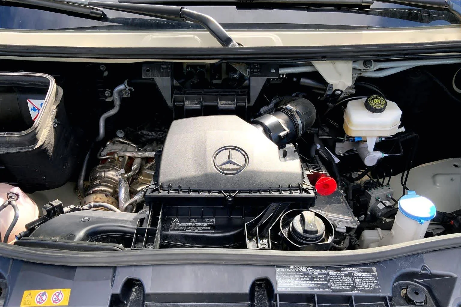 Used 2025 Pebble Grey Mercedes-Benz  image 33