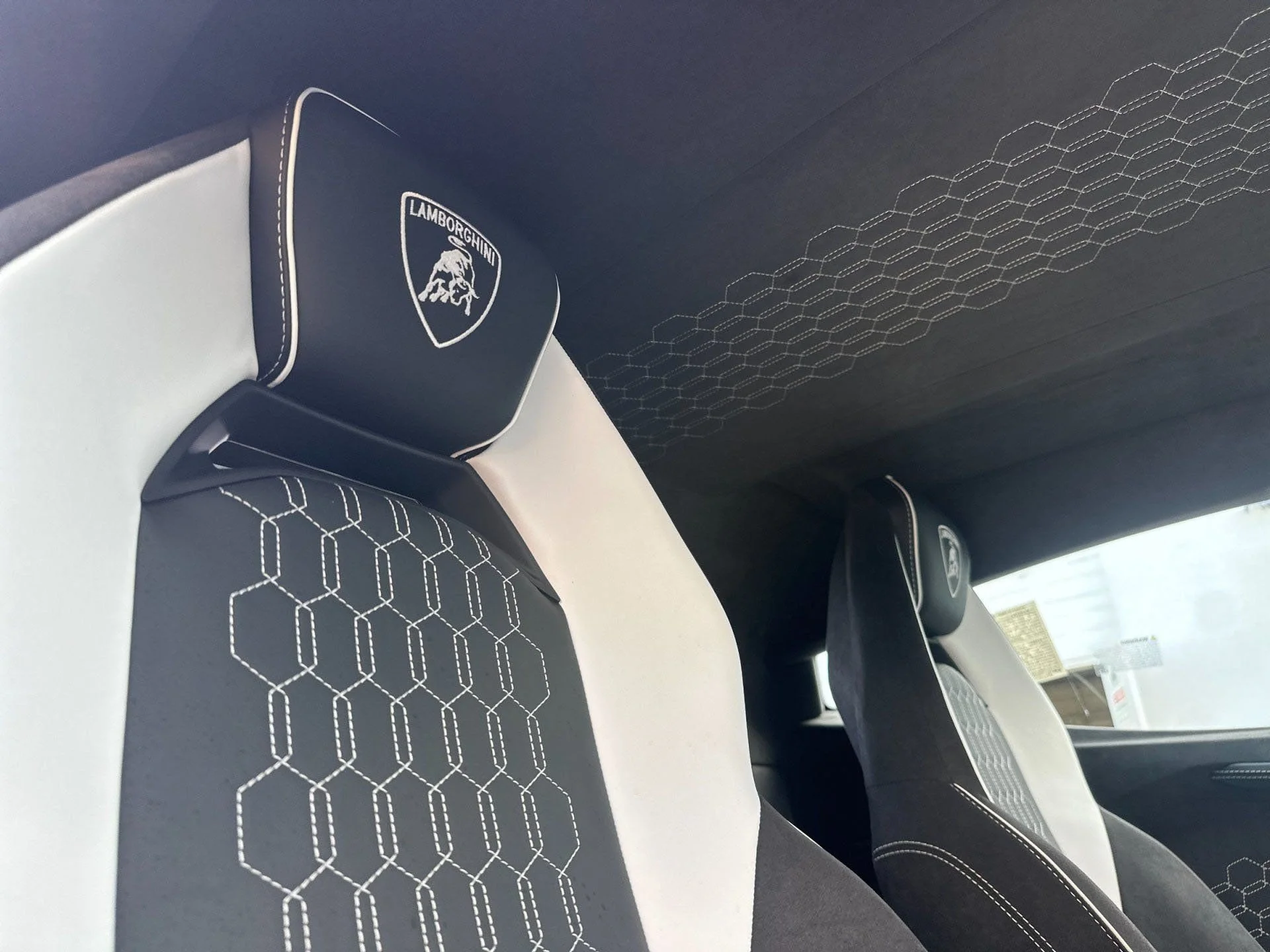 Certified Used 2026  Lamborghini  image 20