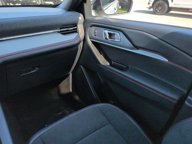 New 2026 Space White Metallic Ford ST image 17