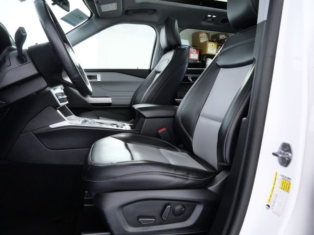 Certified Used 2022 White Ford XLT image 17
