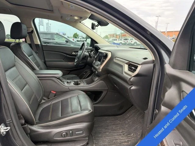Used 2022 Hunter Metallic GMC Denali image 8
