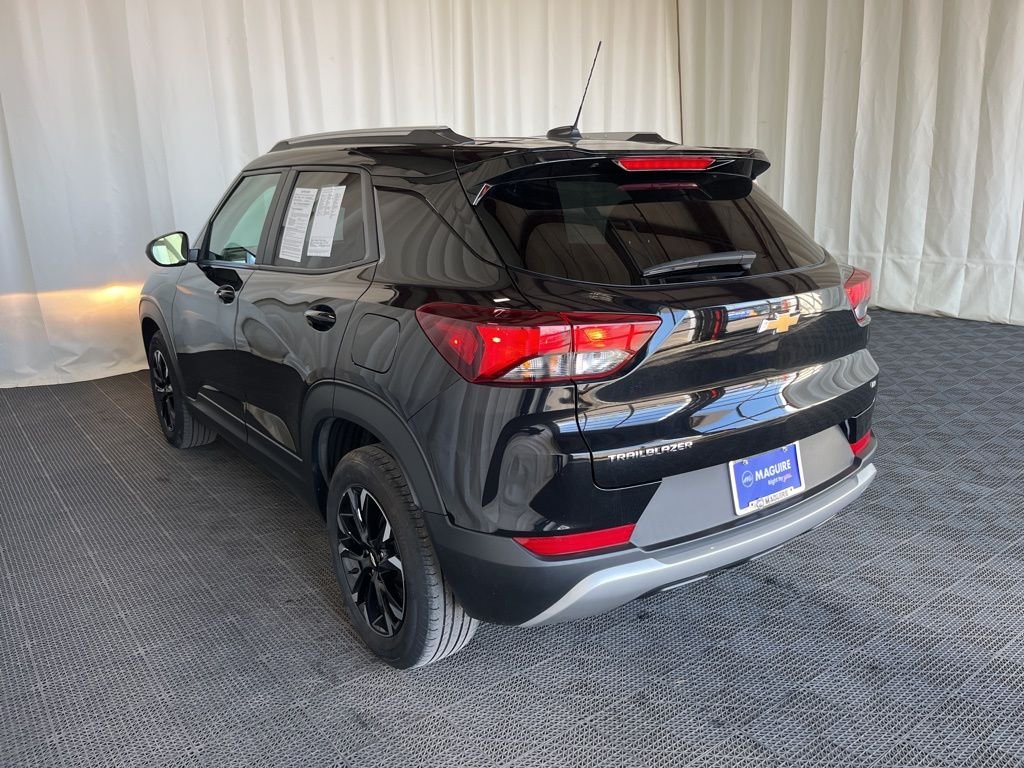 Used 2023 Black Chevrolet LT image 25