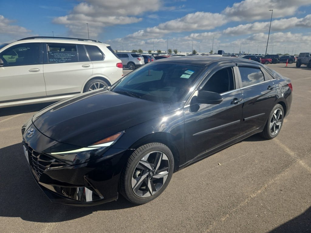 Used 2023 Black Hyundai Limited image 6