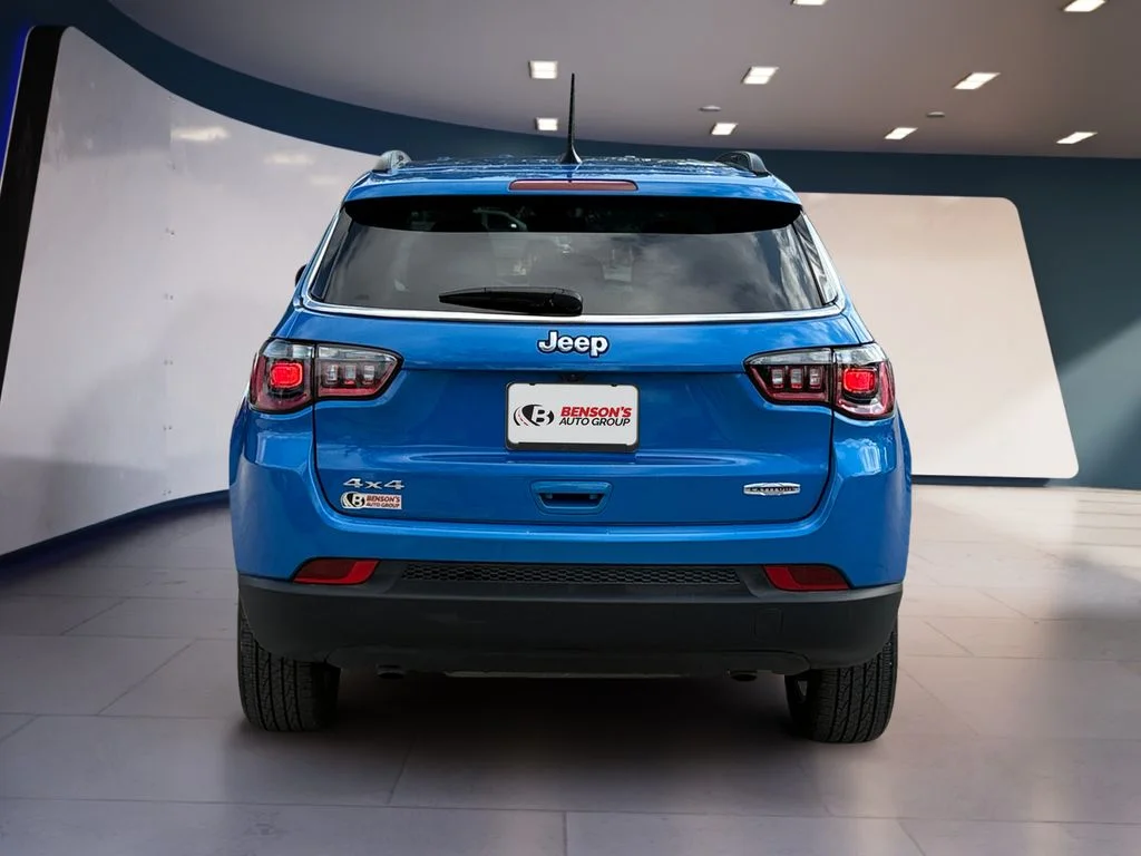 Used 2024 Blue Jeep Latitude image 4