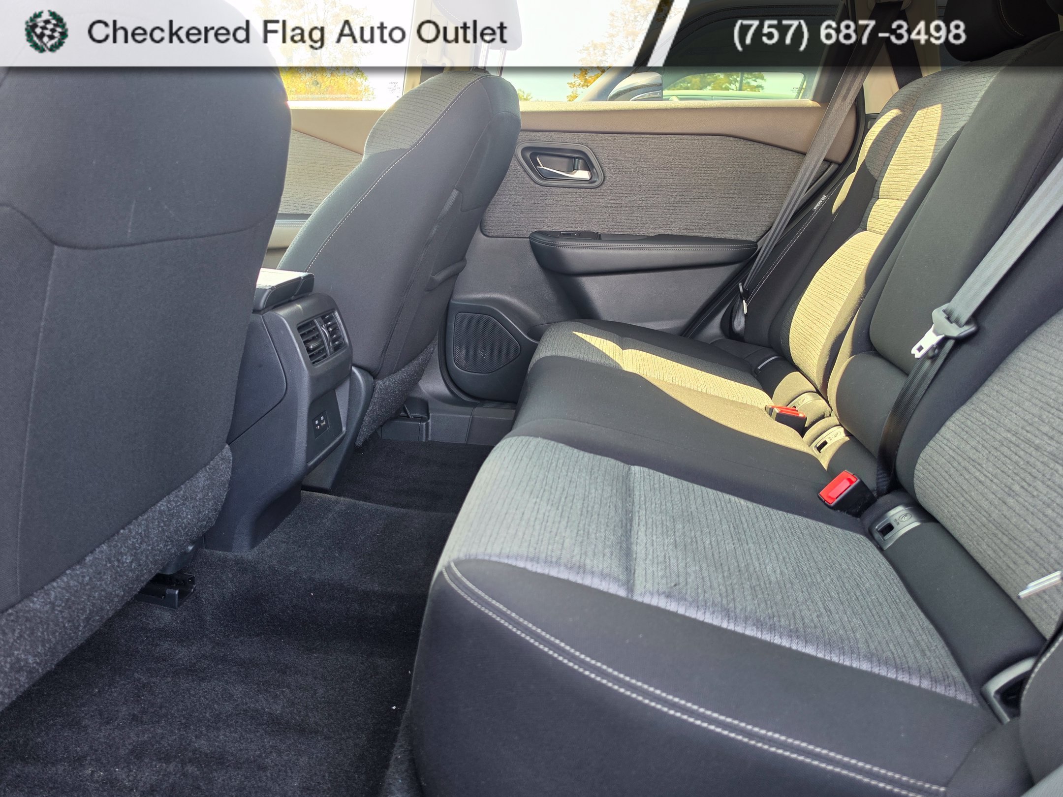 Used 2023 Gun Metallic Nissan SV image 18