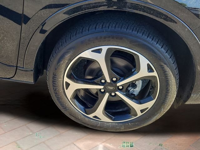 Used 2024 Black Metallic Ford ST-Line Select image 28