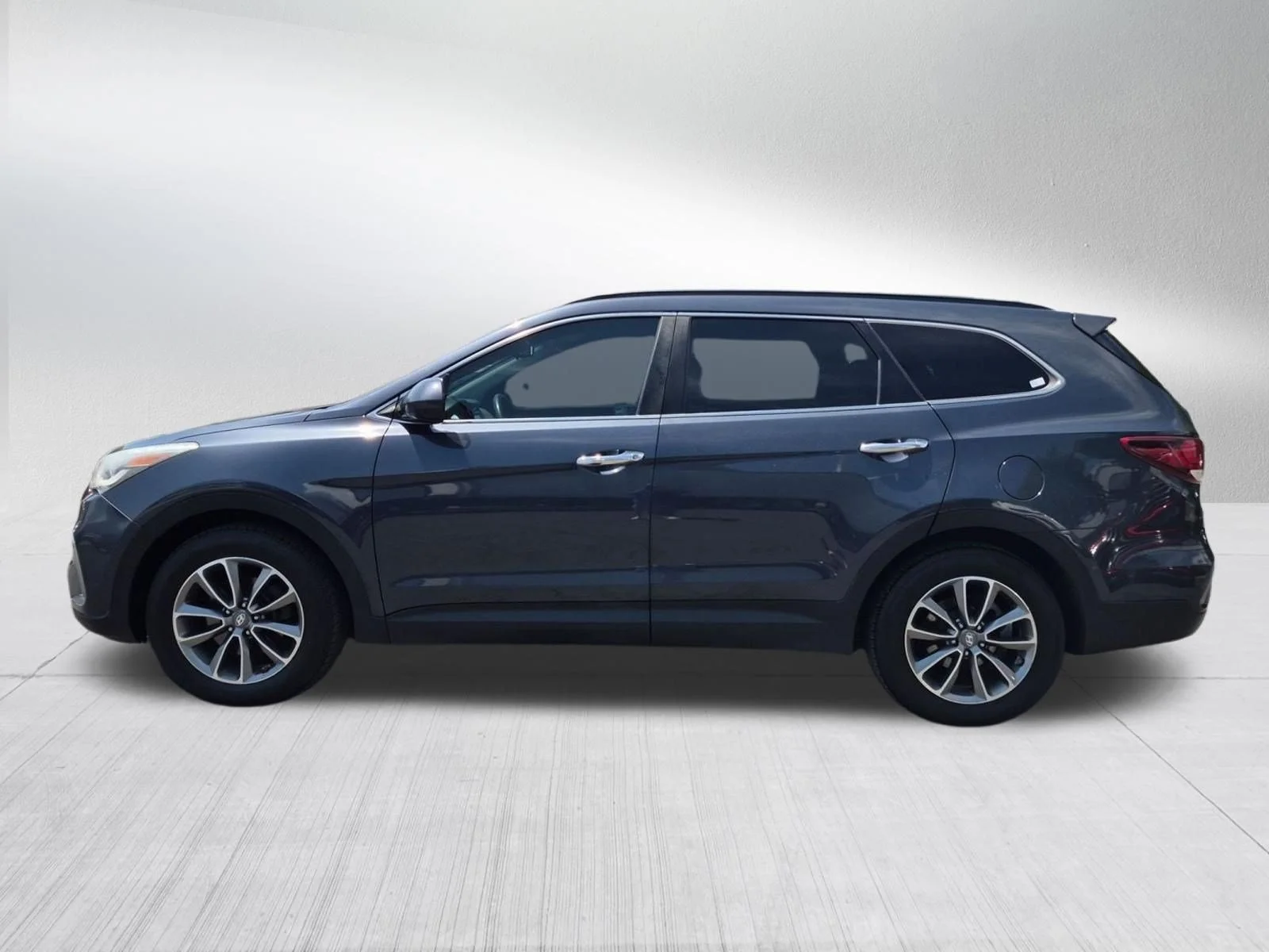 Used 2017 Hyundai Santa Fe SE with VIN KM8SMDHFXHU169780 for sale in Salt Lake City, UT