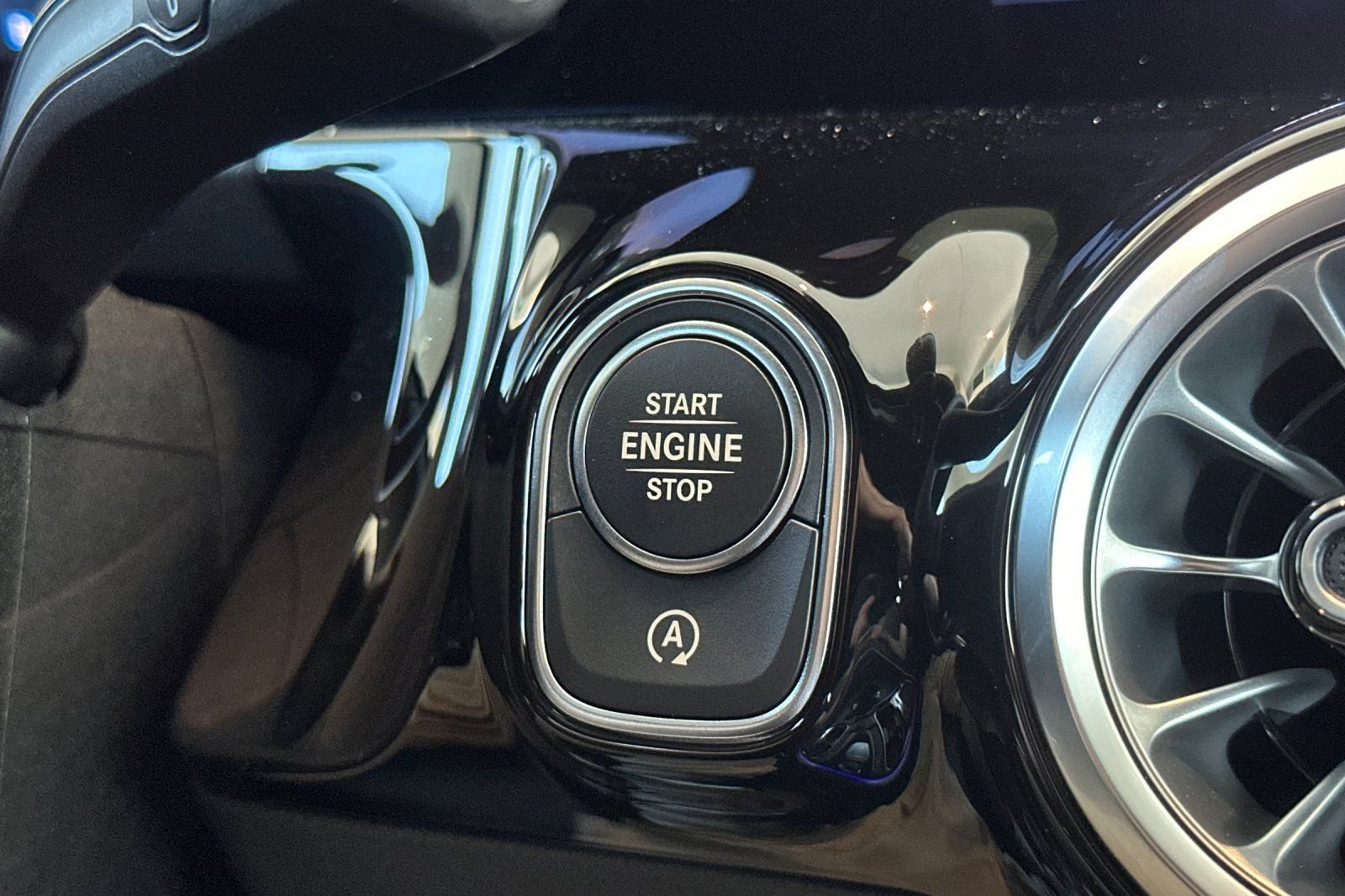 2025 Mercedes-Benz GLA GLA250 - Photo 23