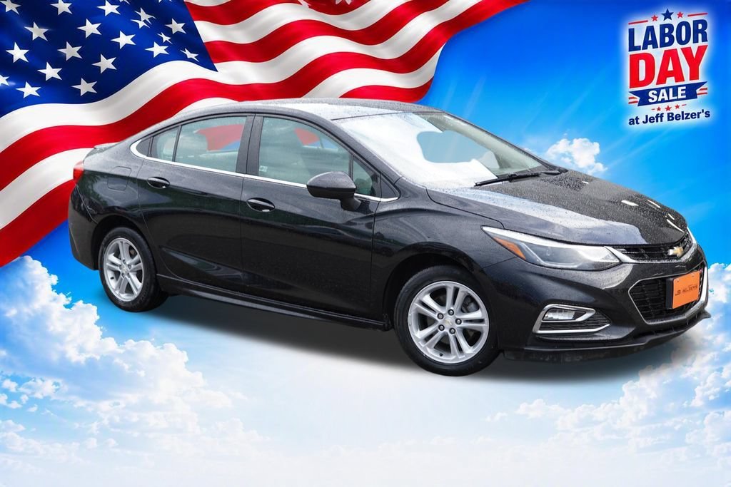 Used 2017 Chevrolet Cruze LT with VIN 1G1BE5SM9H7152670 for sale in Lakeville, MN