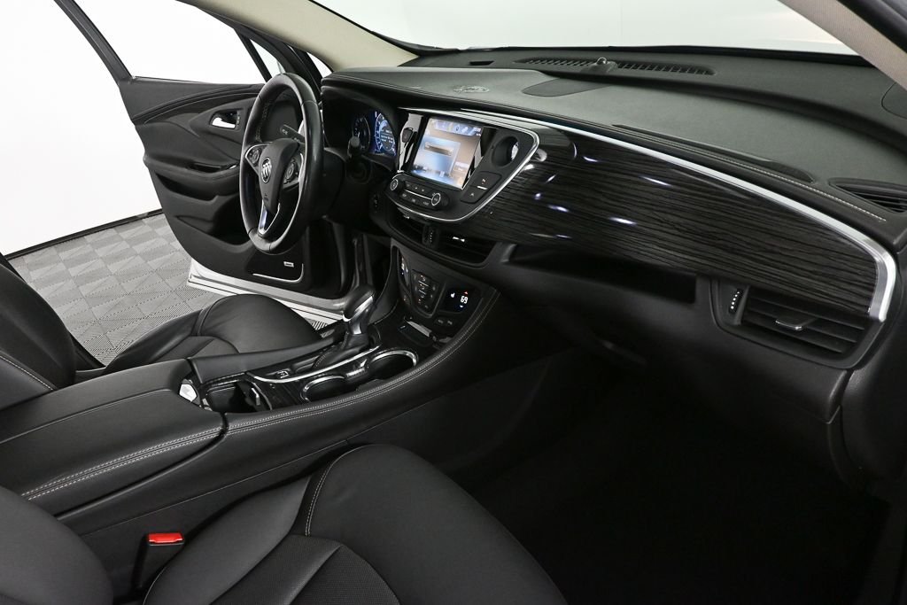 Used 2017 Silver Buick Premium I image 22