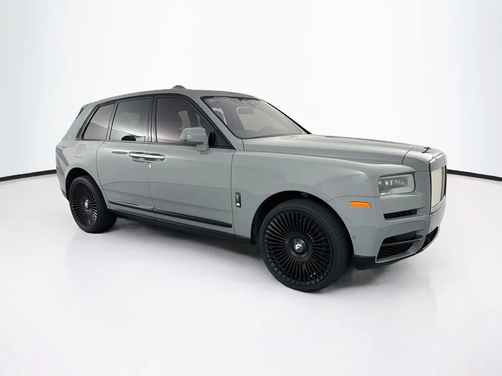 Used 2021 Stone Gray Rolls-Royce  image 3