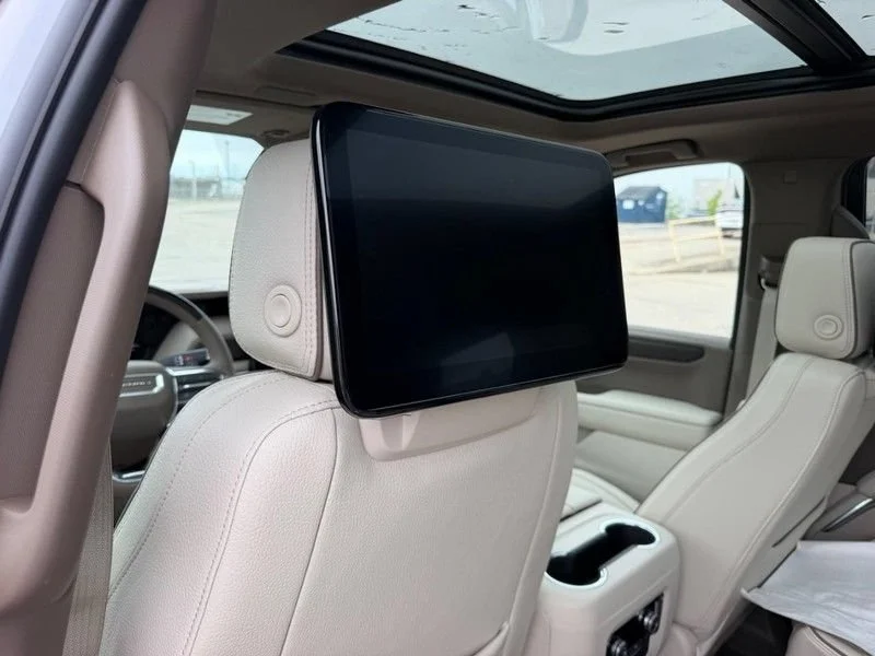 2026 GMC Yukon Denali - Photo 11
