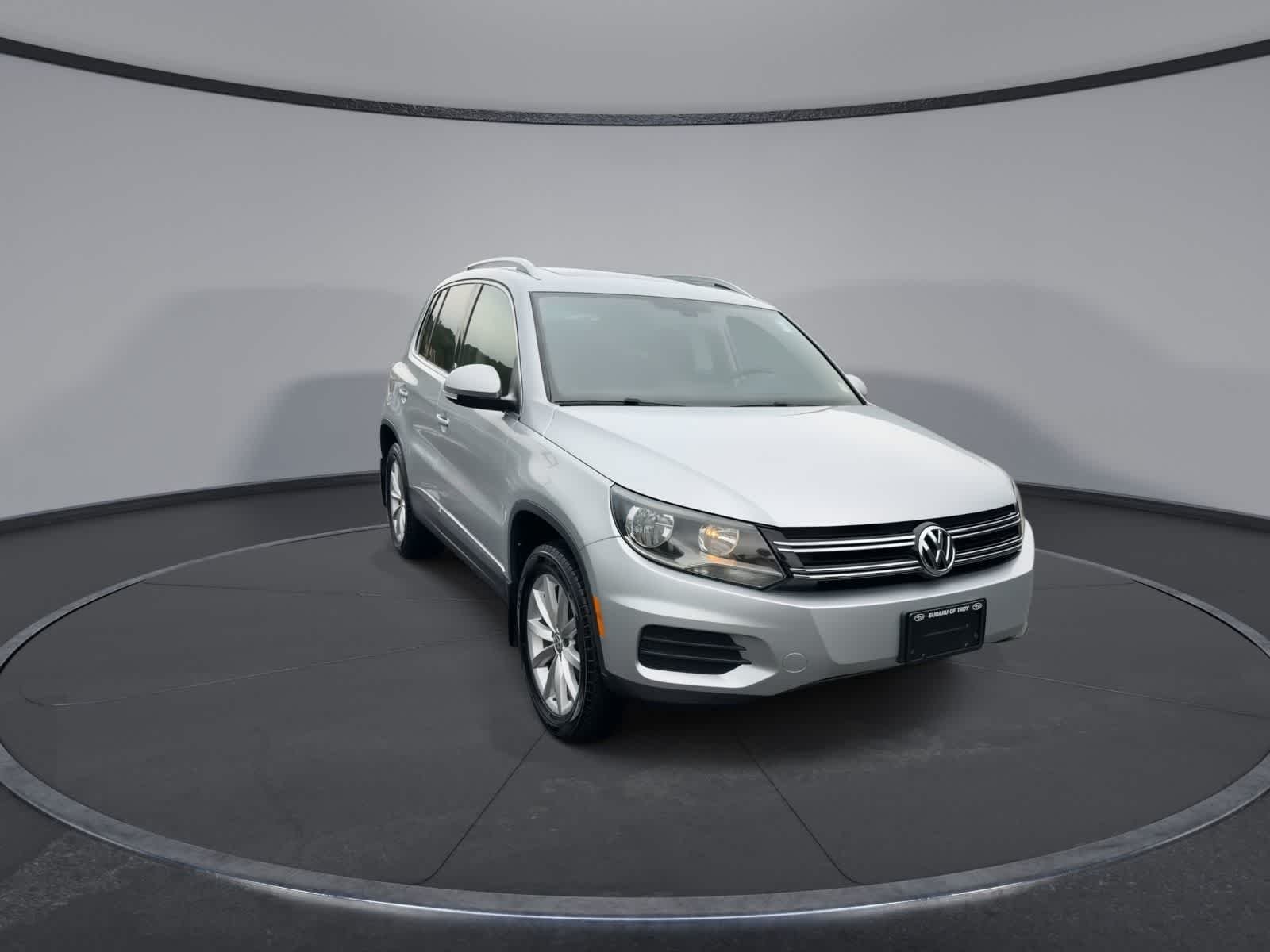 Used 2017 Silver Volkswagen Wolfsburg Edition image 2