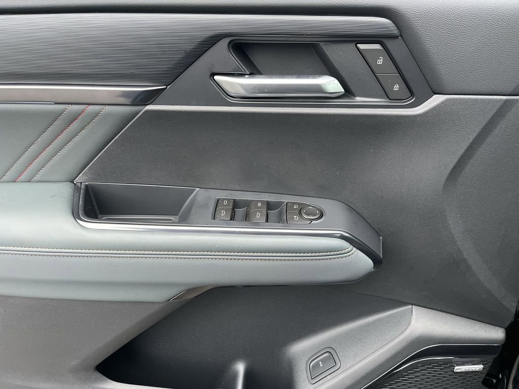 2026 GMC Acadia AT4 - Photo 23