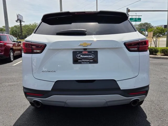 Used 2023 White Chevrolet LT image 7