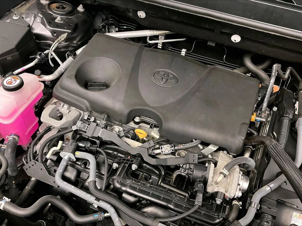 Used 2022 Gray Toyota XLE image 40