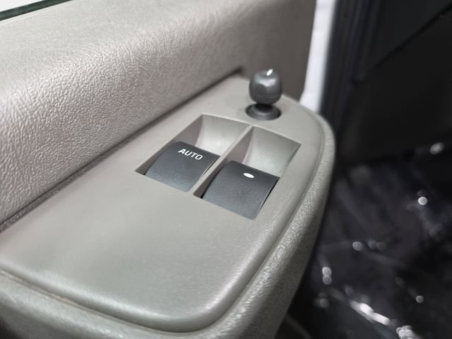 Used 2022 White Chevrolet LT image 25